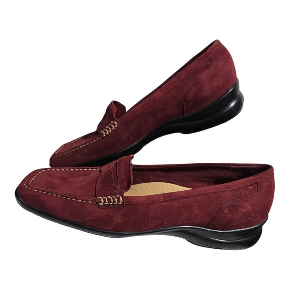 Trotters Burgundy Suede Comfort Loafers Women's Size 7M Slip On Work Flats - Picture 2 of 6